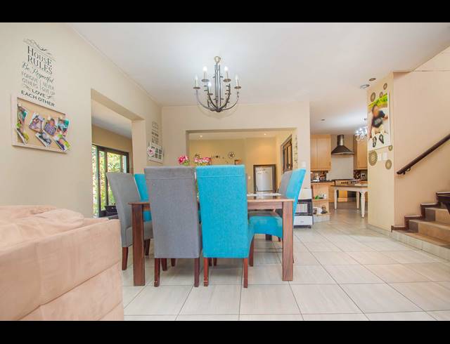 3 BEDROOM HOUSE FOR SALE IN NORTH RIDING